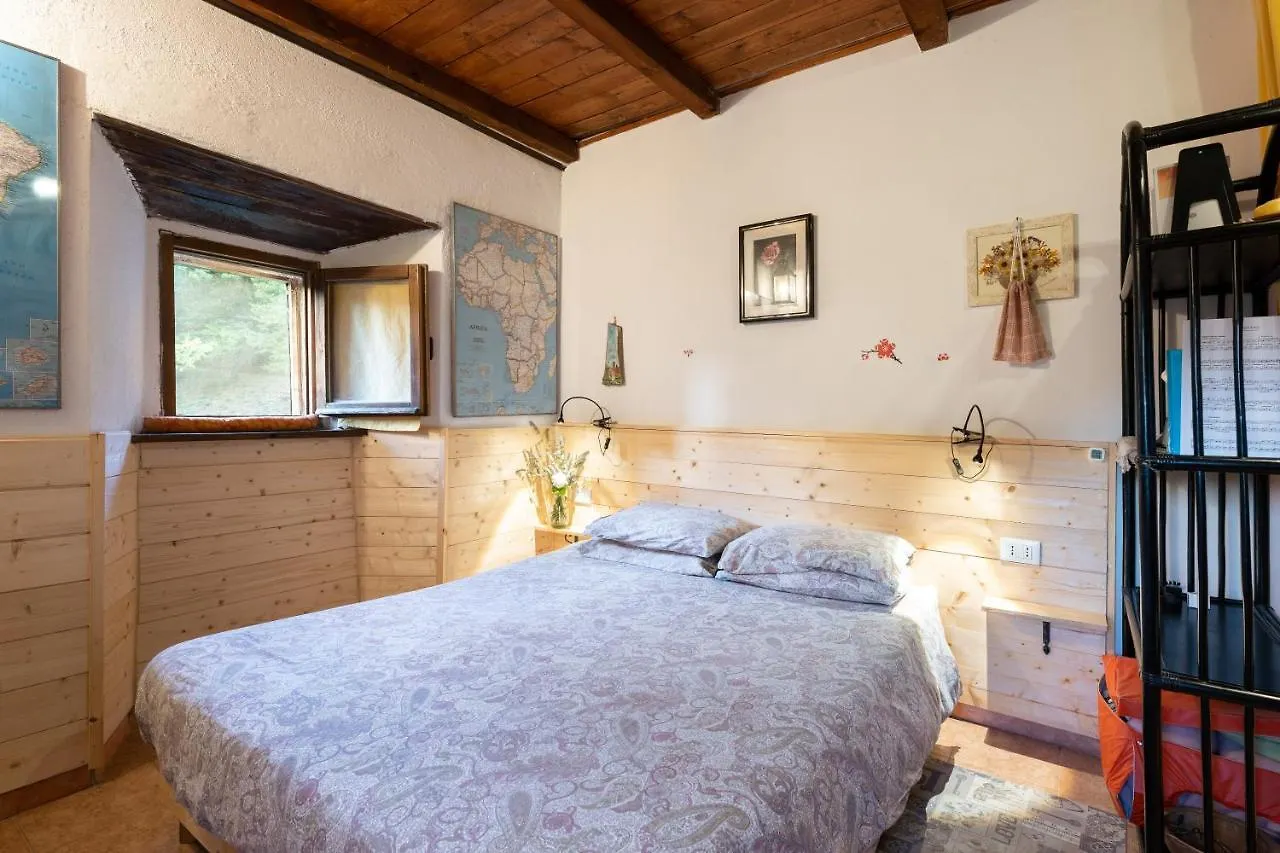 La Casa Nel Bosco-Senza Auto Guest House Ponte della Venturina Country house